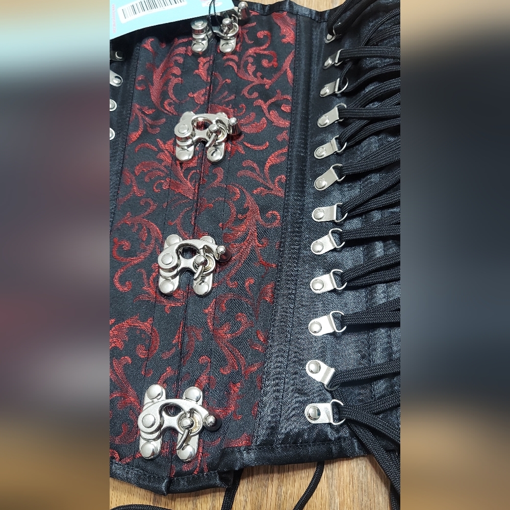 Chic Black and Red Lace-Up Corset C1 - Picture 6 of 10